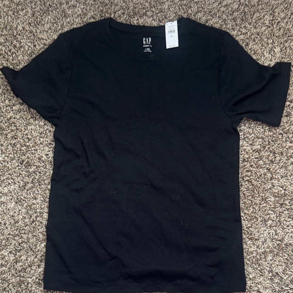 GAP women’s Black Crew Neck T-Shirt